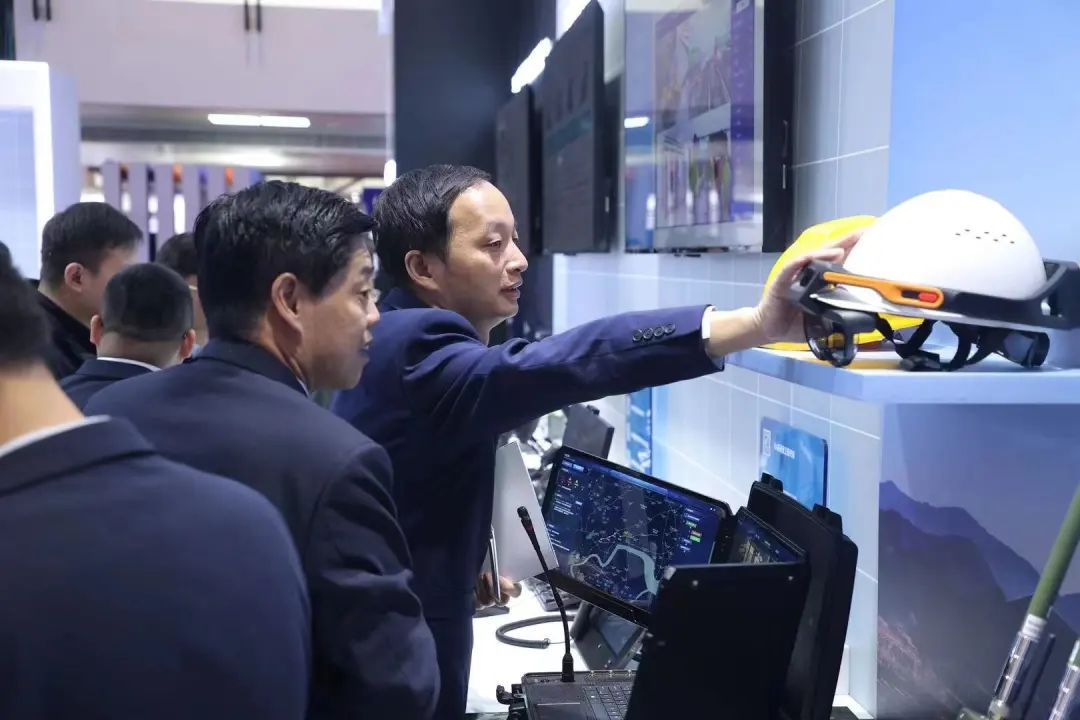 1726795330971672577.png 1726795330971672577.png